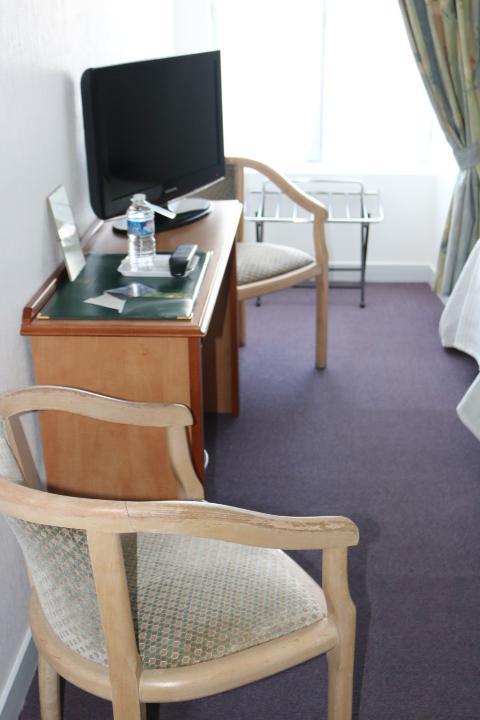 Logis Le Port Saint Aubin 호텔 Morannes sur Sarthe-Daumeray 외부 사진